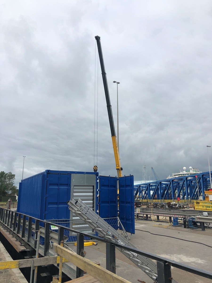 Mobiele compressor installatie in 20ft container (16)