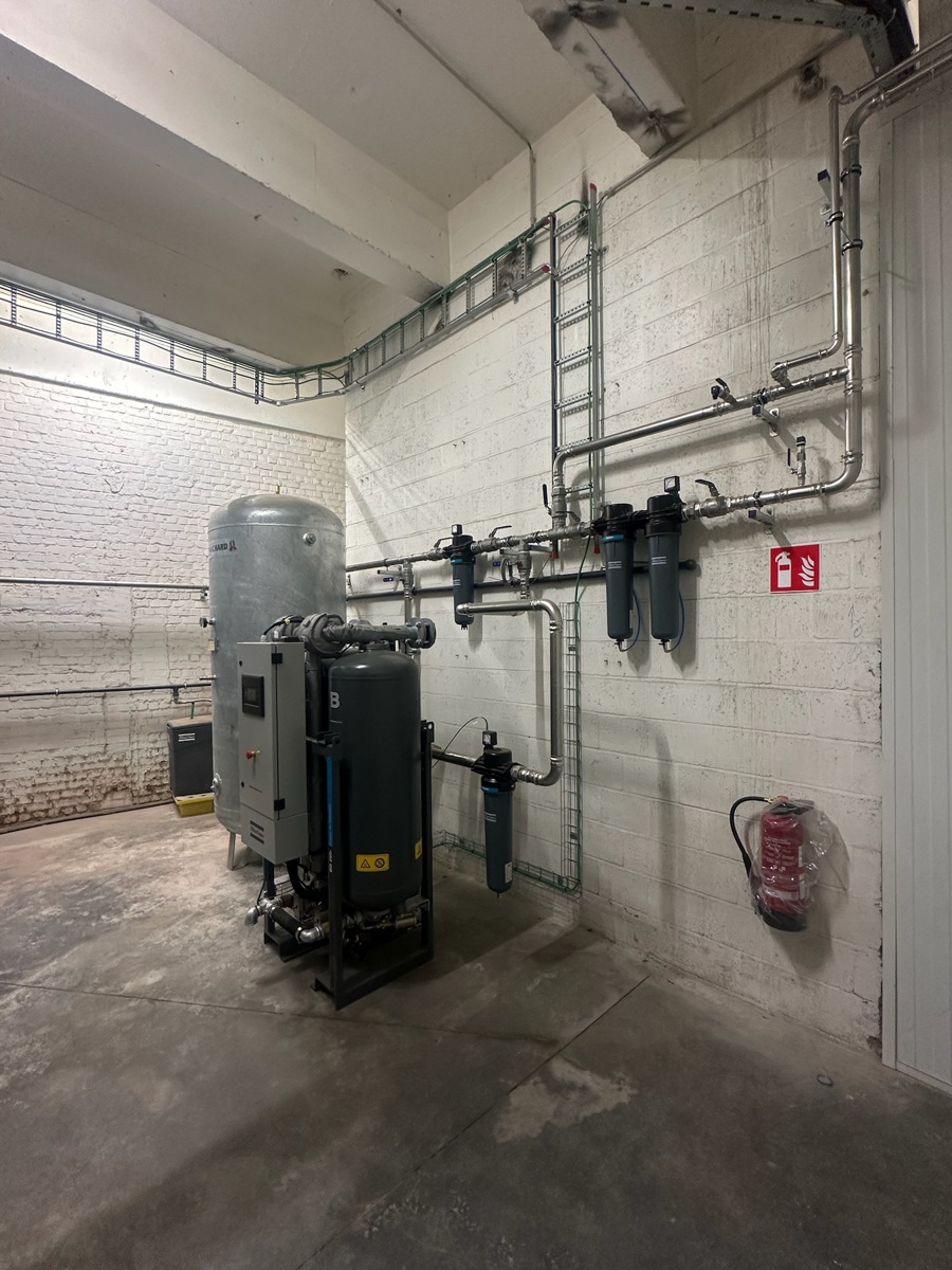 Compressor installatie met kanalisatie  (8)