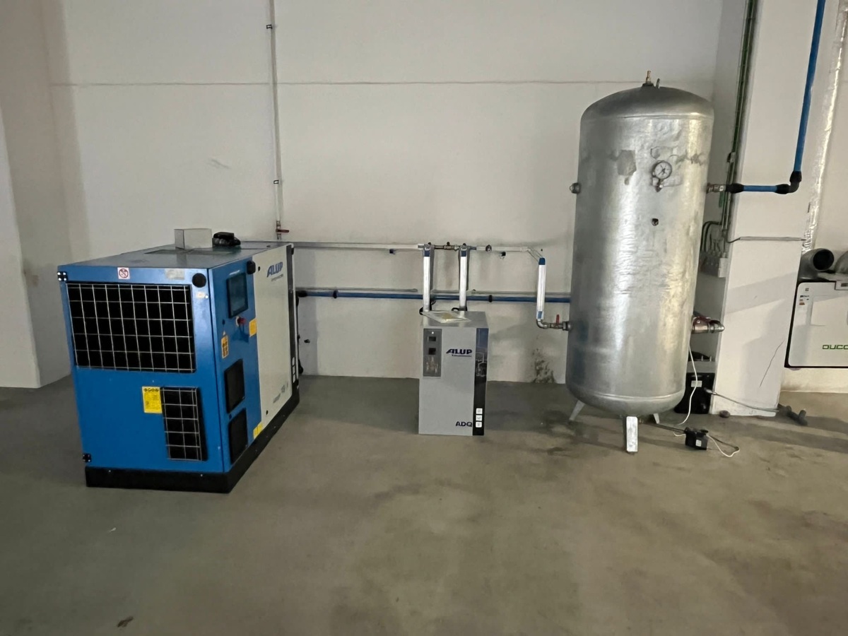 Compressor installatie nieuwe productie 